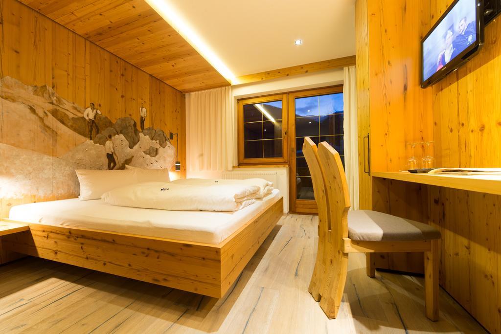 Ferienhaus Alpina Kals-am Großglockner Exterior foto